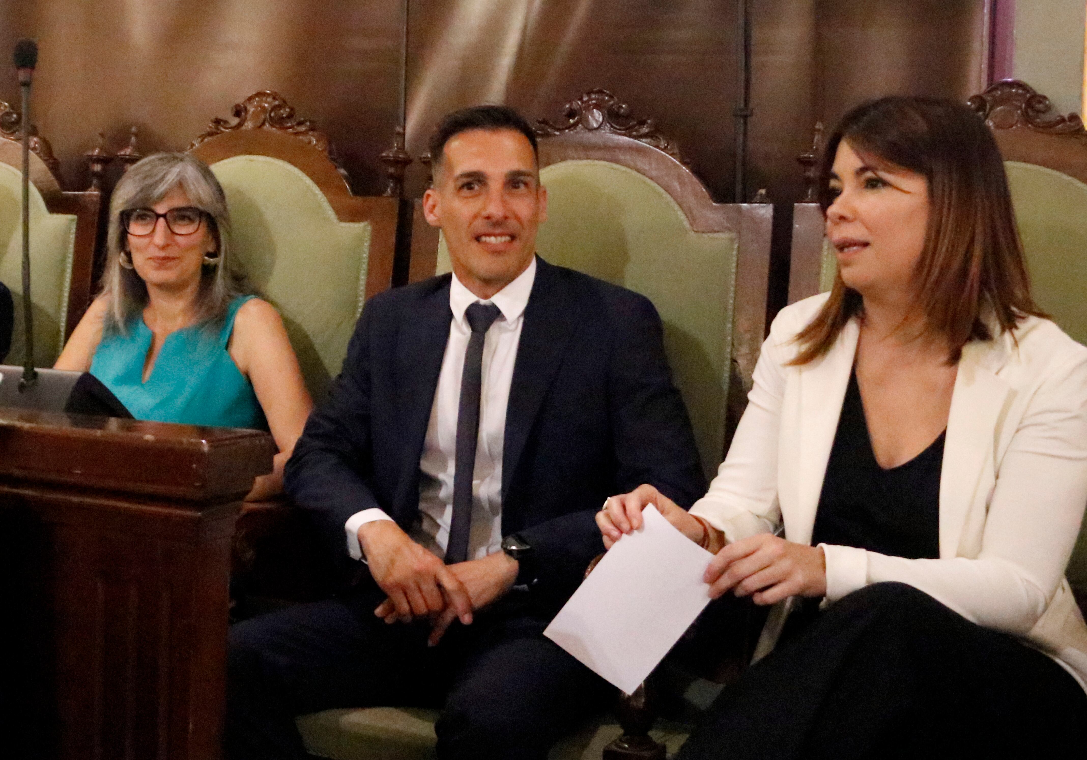 Xavier Estrada en el seu lloc a la sala de sessions de Lleida com a regidor del grup d'ERC a la Paeria des del juny passat. Foto: ACN.