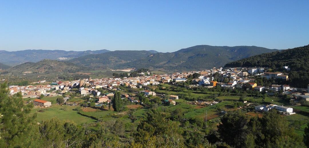 La mayor parte del término municipal es terreno incluido bajo protección del Parque Natural dentro de la Sierra de Segura