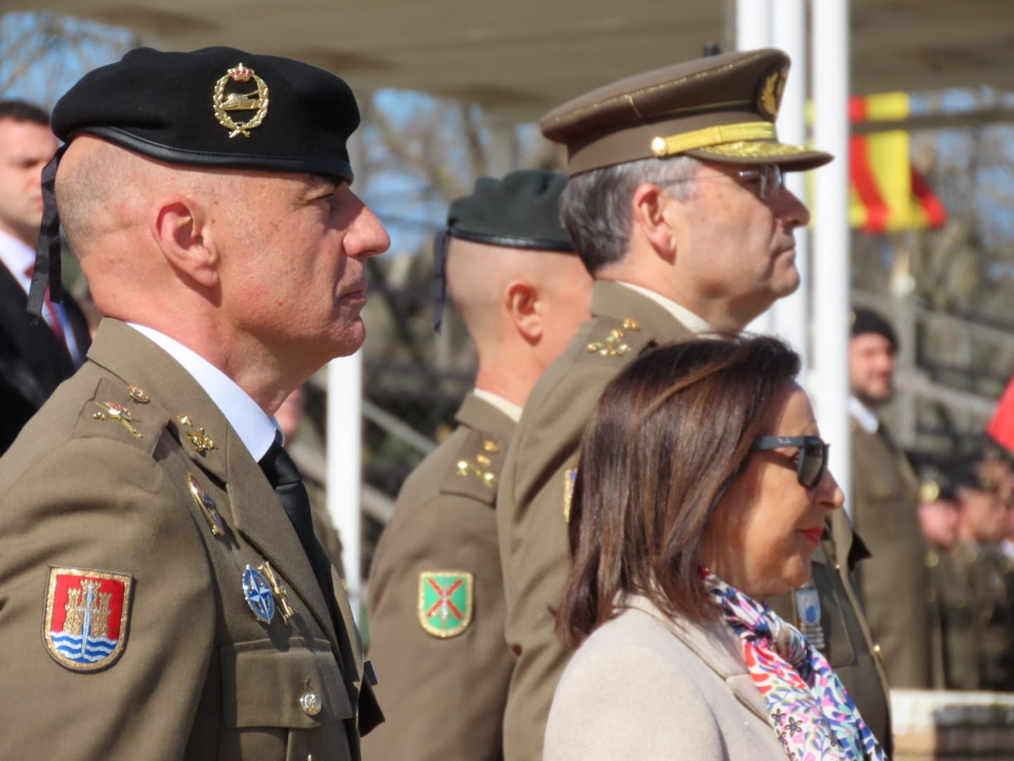 La Ministra de Defensa, Margarita Robles preside la toma de mando del nuevo general jefe de la Brigada Guzmán el Bueno X, Fernando Ruiz Gómez