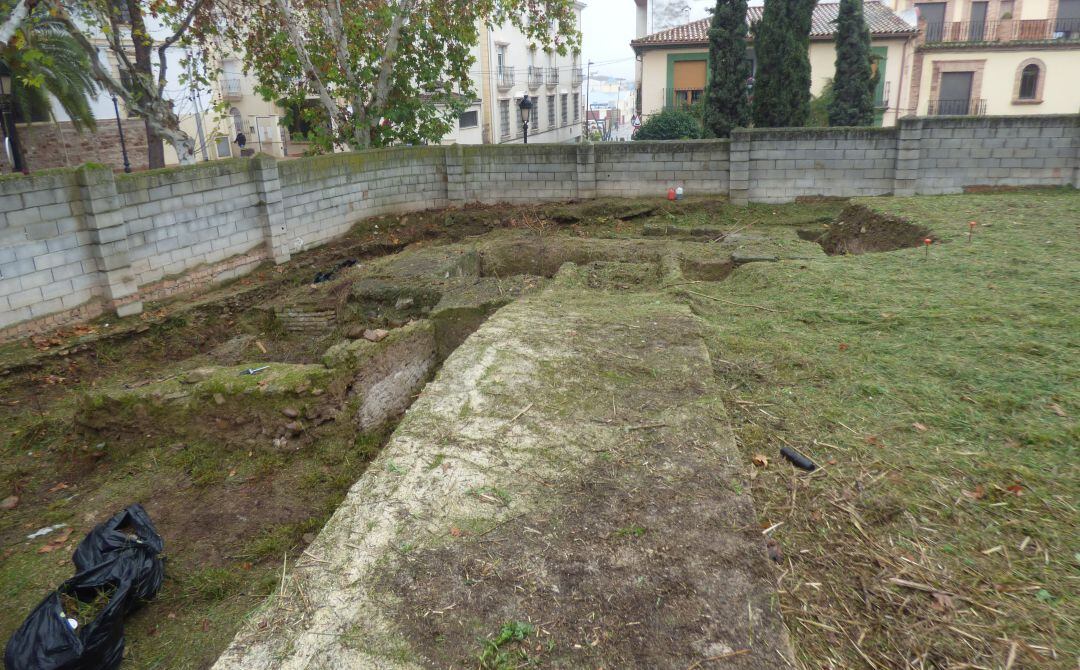 Solar del Altozano Deán Pérez de Vargas de Andújar.