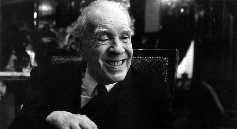 El escritor Jorge Luis Borges durante una entrevista en 1985 para el diario &#039;El País&#039;.