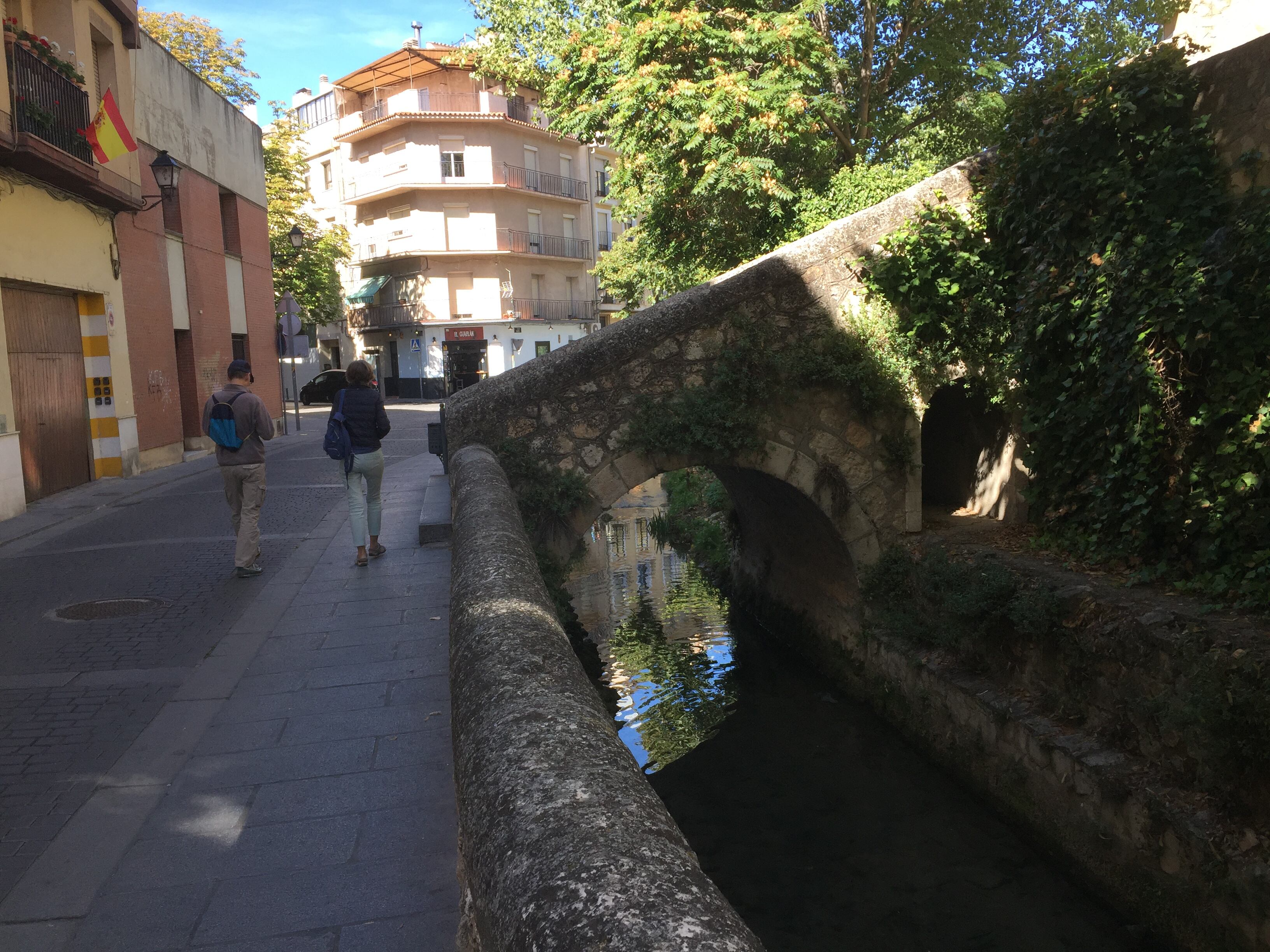 La calle Tintes es peatonal desde Fray Luis de León a la Puerta de Valencia