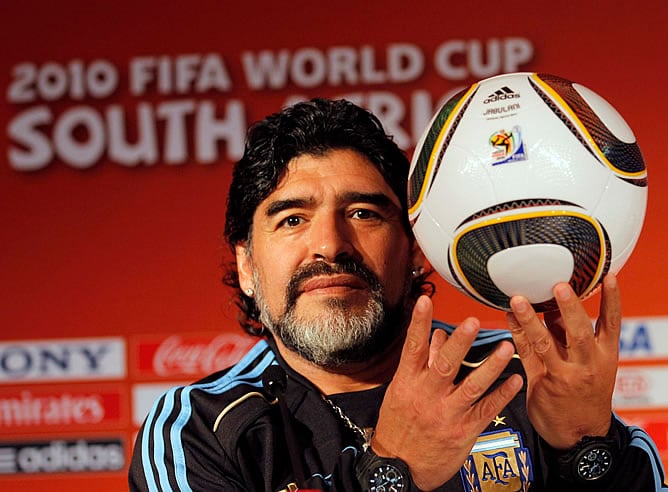 Maradona, durante una rueda de prensa en Sudáfrica