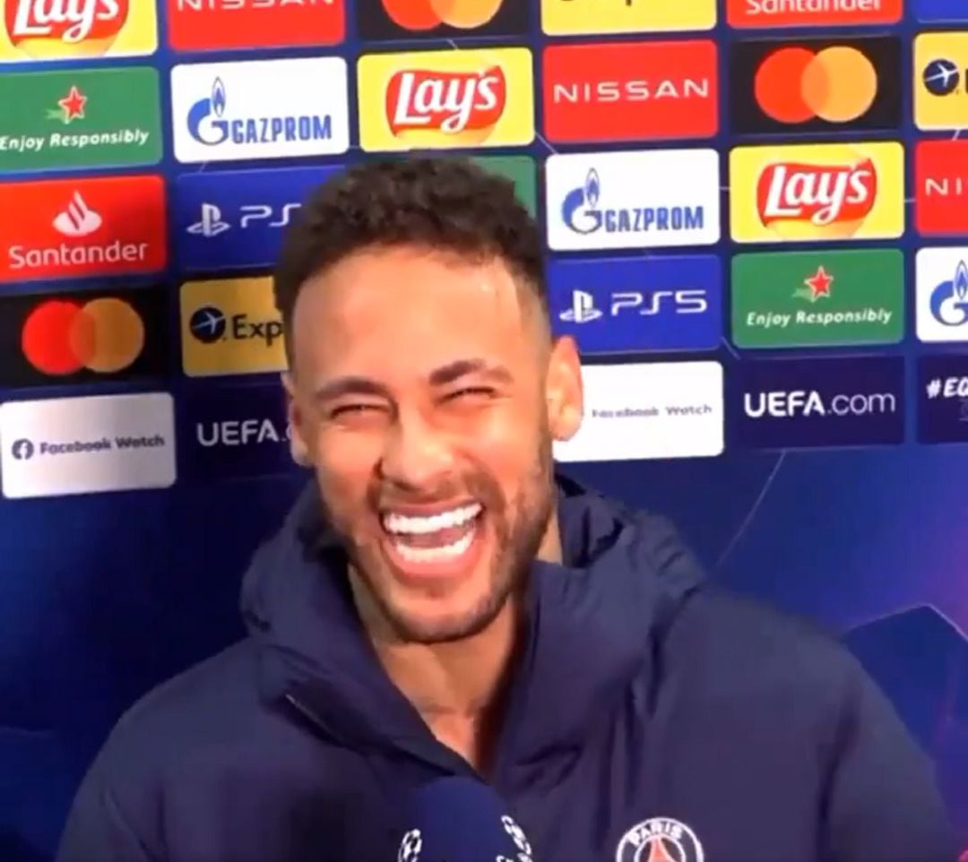 Neymar, en la entrevista con la televisión tras el PSG - Bayern