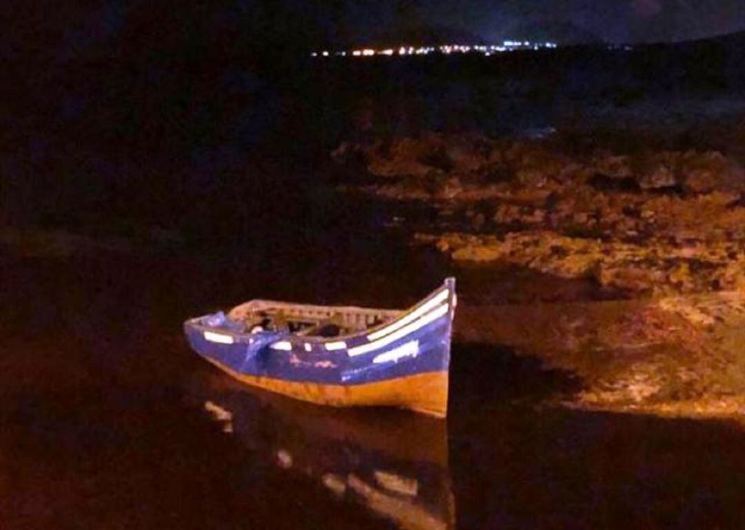 Foto de archivo de una patera llegada a Lanzarote.