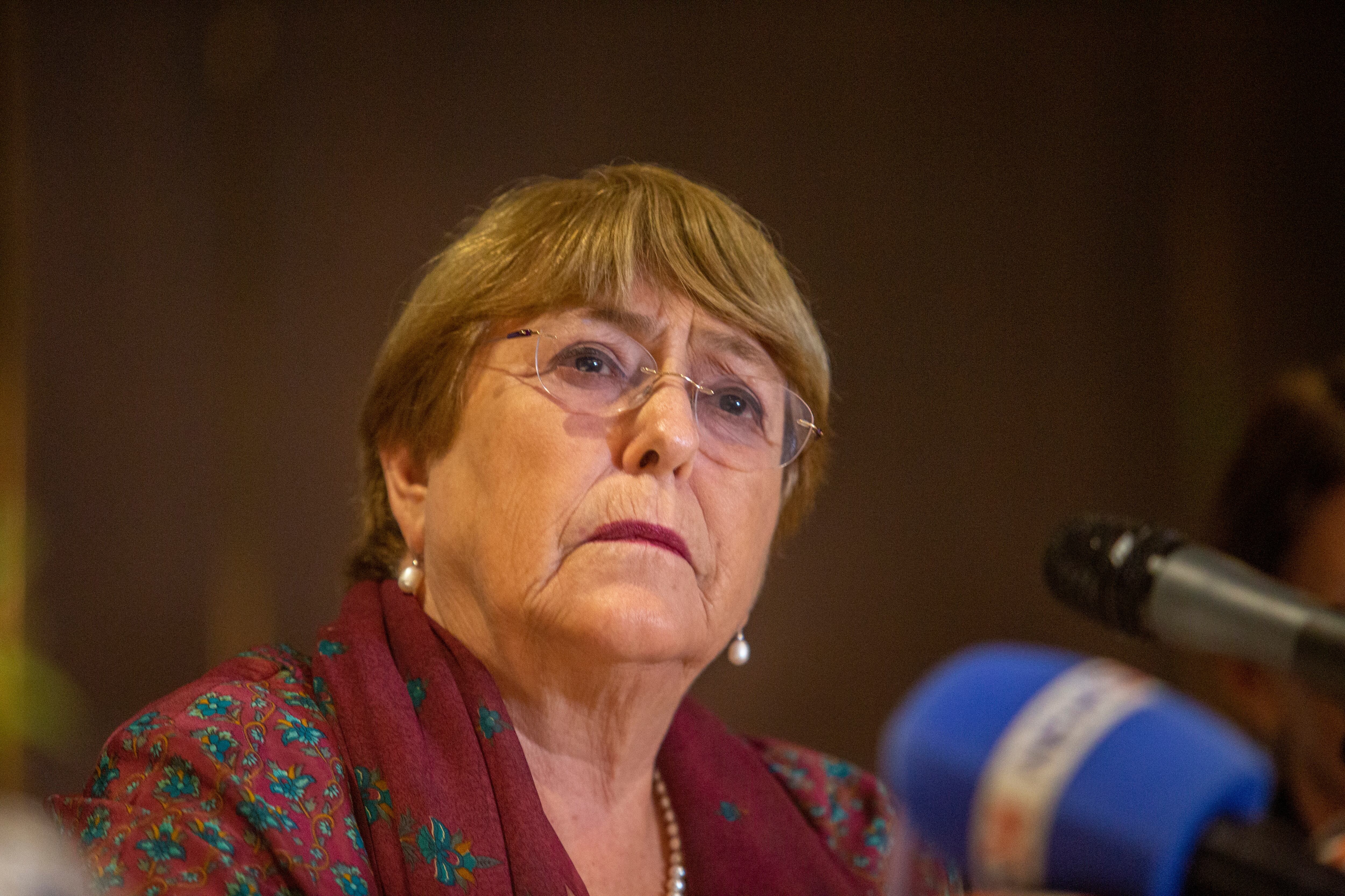 Michelle Bachelet atendió a los medios en Dhaka, Bangladesh, el pasado 17 de agosto