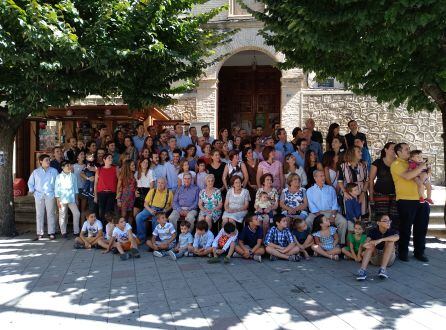 Tras las fotos se reunieron para comer en el Hotel Ciudad de Cazorla donde ademas visionaron videos, fotos y diapositivas