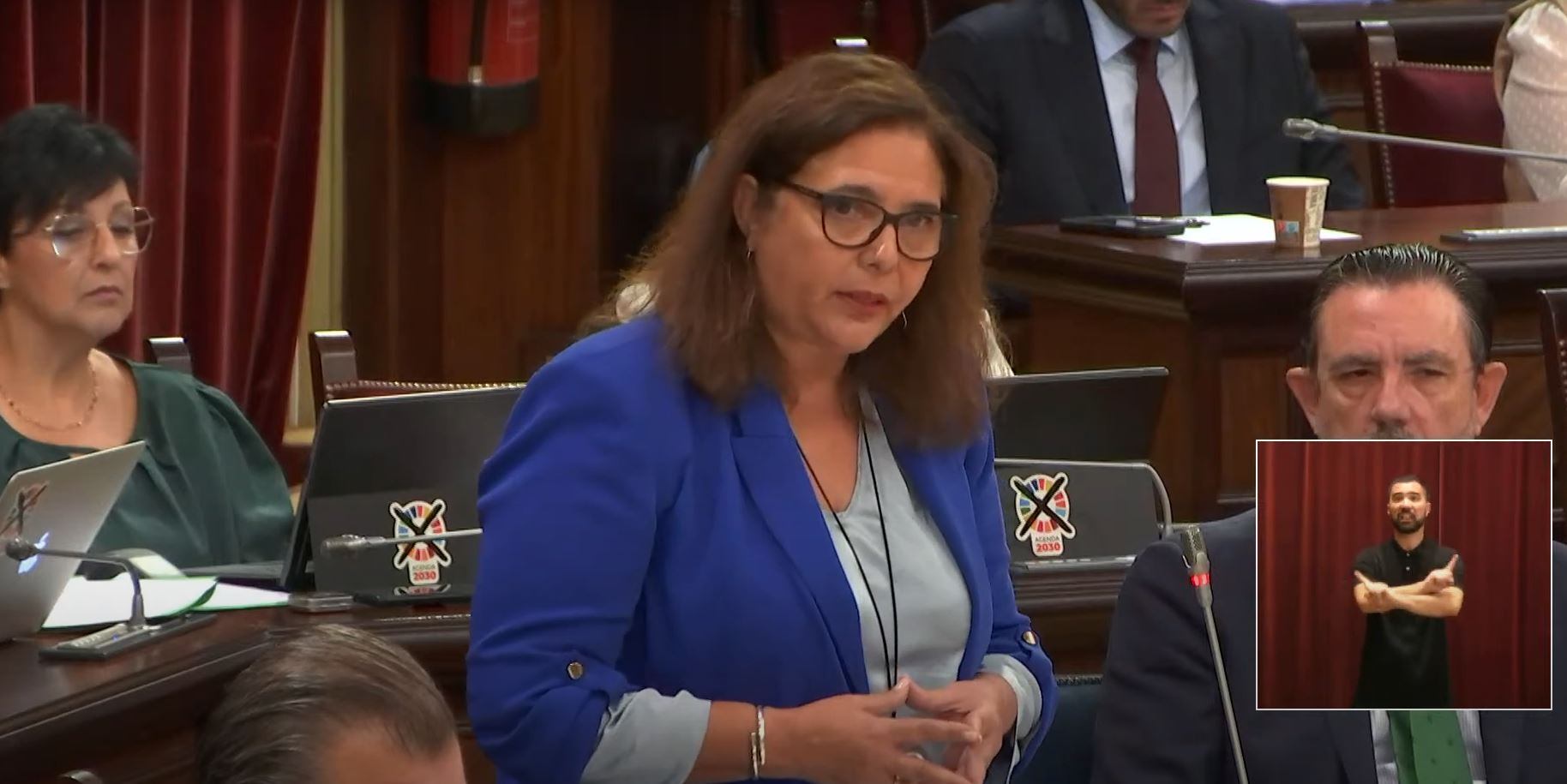 La consellera Garcia durant el Ple