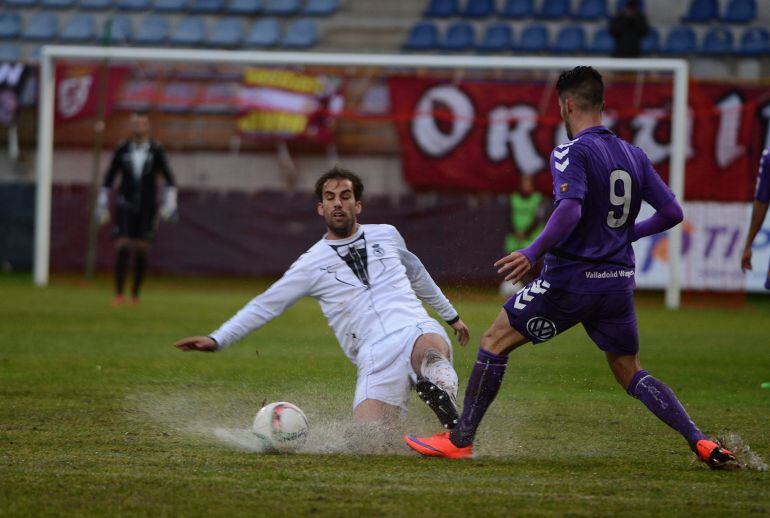 Matador, ante un jugador del Valladolid B