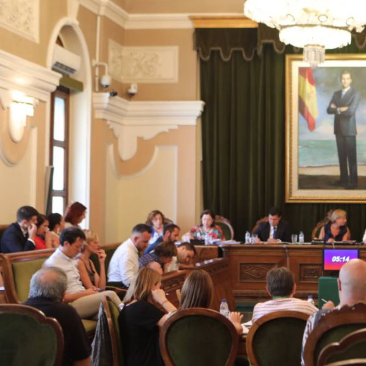 El equipo de Gobierno aplaza la aprobación de la subida salarial de los concejales