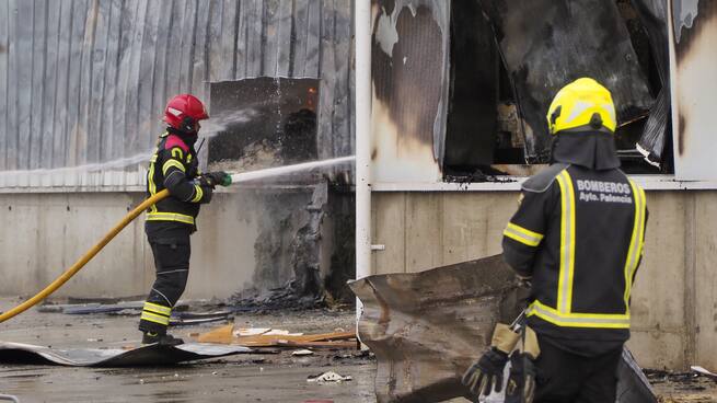José Ignacio Zamora, presidente de la Plataforma de Bomberos Profesionales de Castilla y León responsabiliza directamente a la Diputación de que el incendio de Dueñas adquiriera esas proporciones