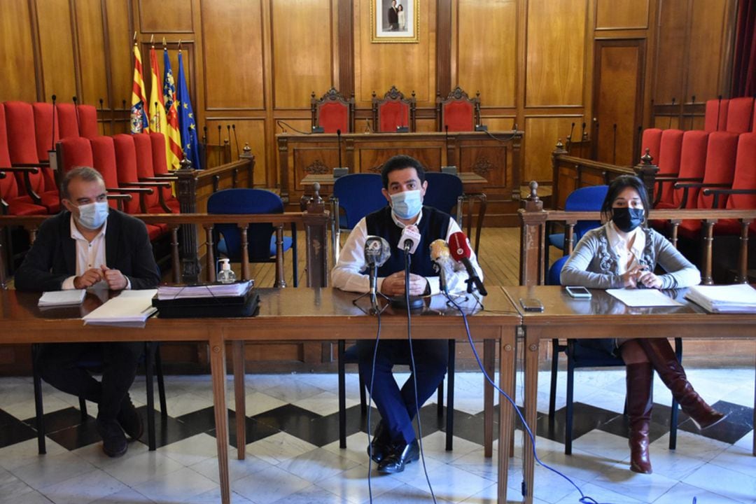 Jordi Martínez, Antonio Francés y Lorena Zamorano en la rueda de prensa