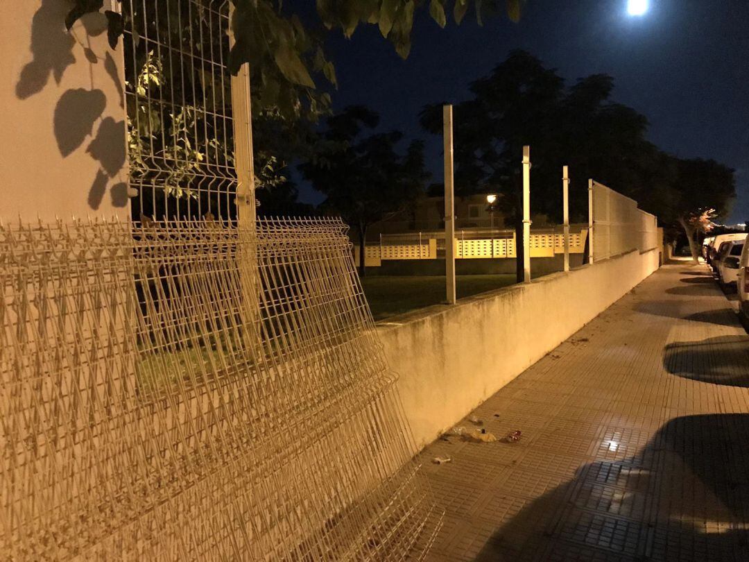 Imagen de la valla desmontada