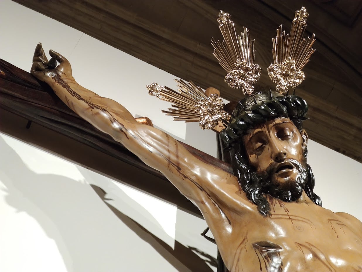 El magnífico Crucificado de la cofradía de los Estudiantes de Jaén, denominado de las Misericordias o del Bambú