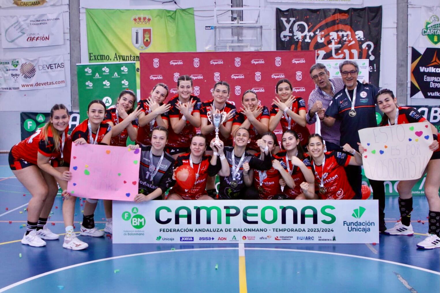 Las cadetes del BM Roquetas campeonas del CADEBA