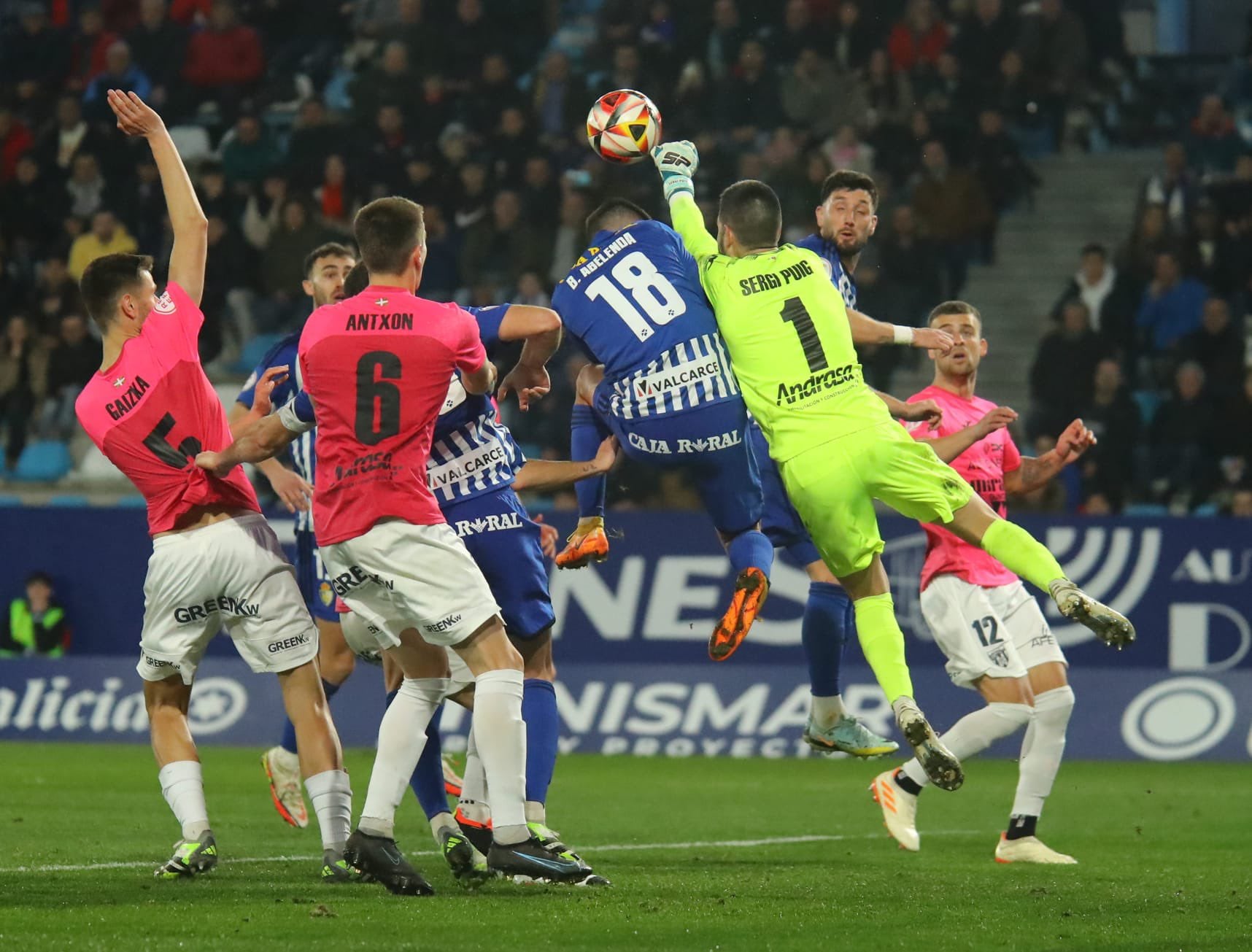 La escuadra berciana se mantiene al frente de la clasificación gracias a los empates de Nastic y Cultural y la Derrota del Celta Fortuna