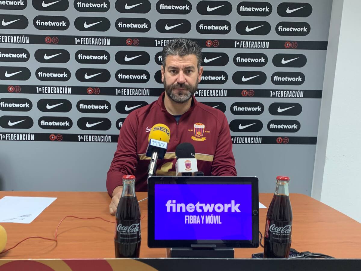 Fernando Estévez, Ent. del Eldense: "Para nosotros ya ha empezado la segunda vuelta"