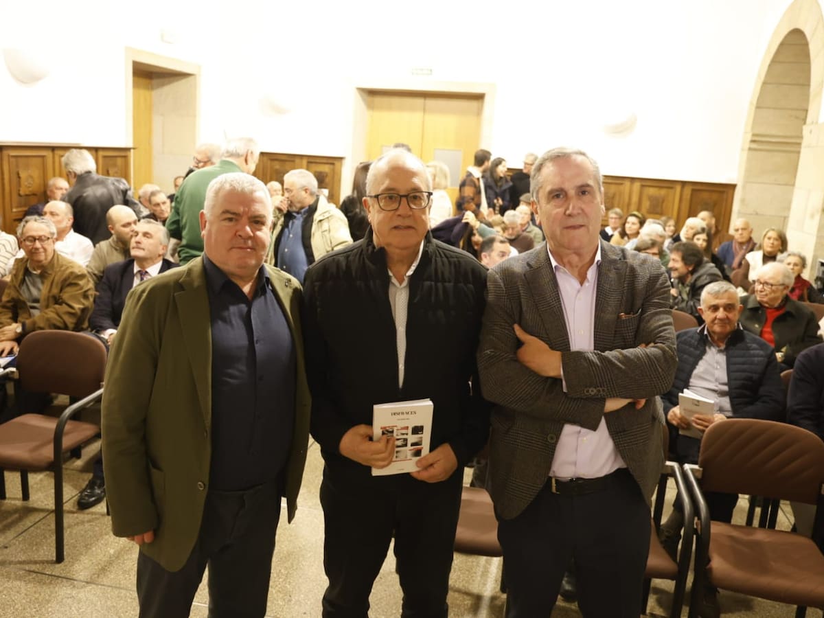 'Disfraces', un relato de los años negros de Santiago: del robo del Códice Calixtino al asesinato de Asunta Basterra