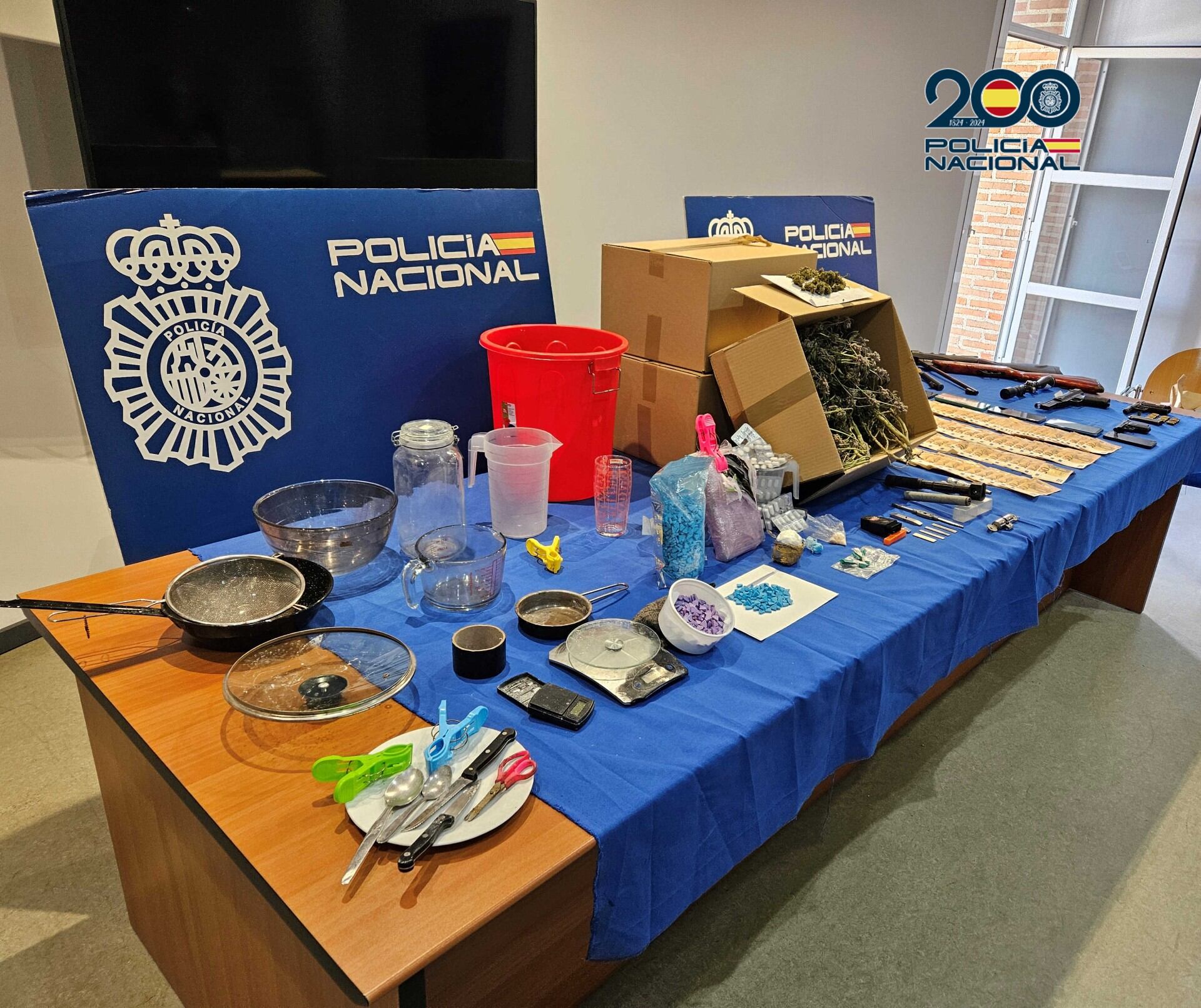 Efectos incautados en la operación 'Viña' desarrollada en las localidades de Velada y Ciruelos, en el provincia de Toledo