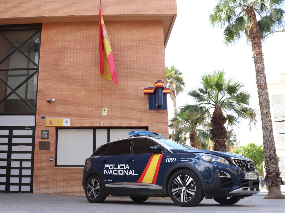 La Policía Nacional detiene a una mujer por denunciar falsamente ser víctima de un robo con intimidación
