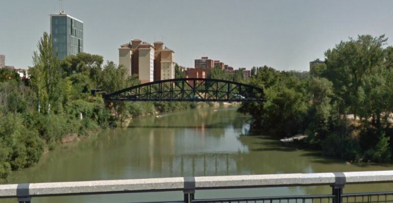 Las obras tienen como objetivo reparar una de las aceras