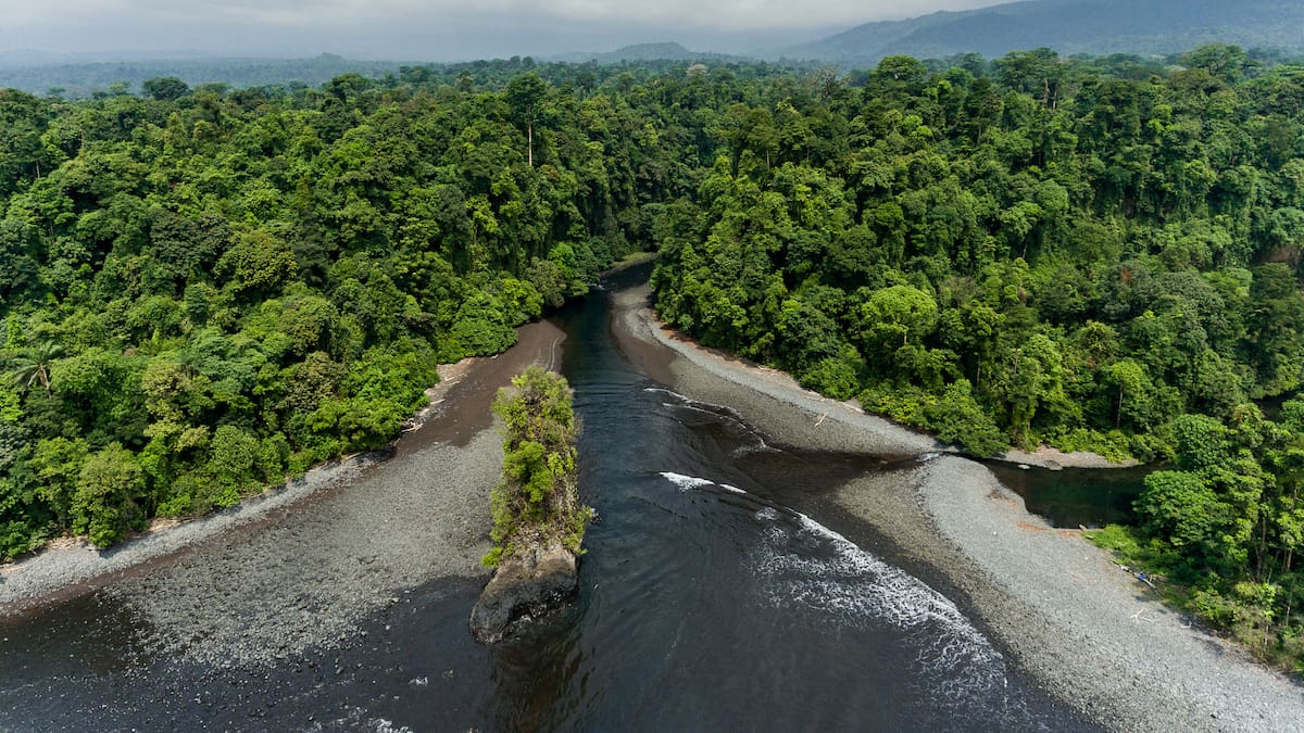 El "error fundamental" de España con uno de los rincones más bellos del planeta: "Montaron cuatro casetas para colocar la bandera"