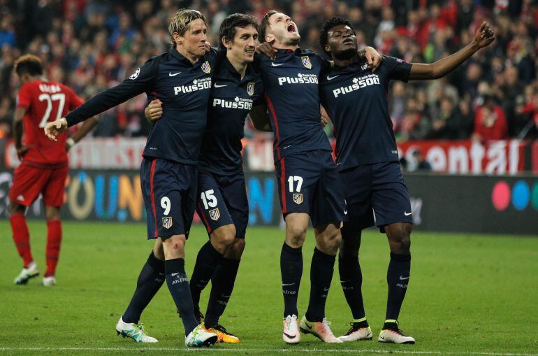 Torres, Savic, Saúl y Thomas celebran el pase a la final de Milán