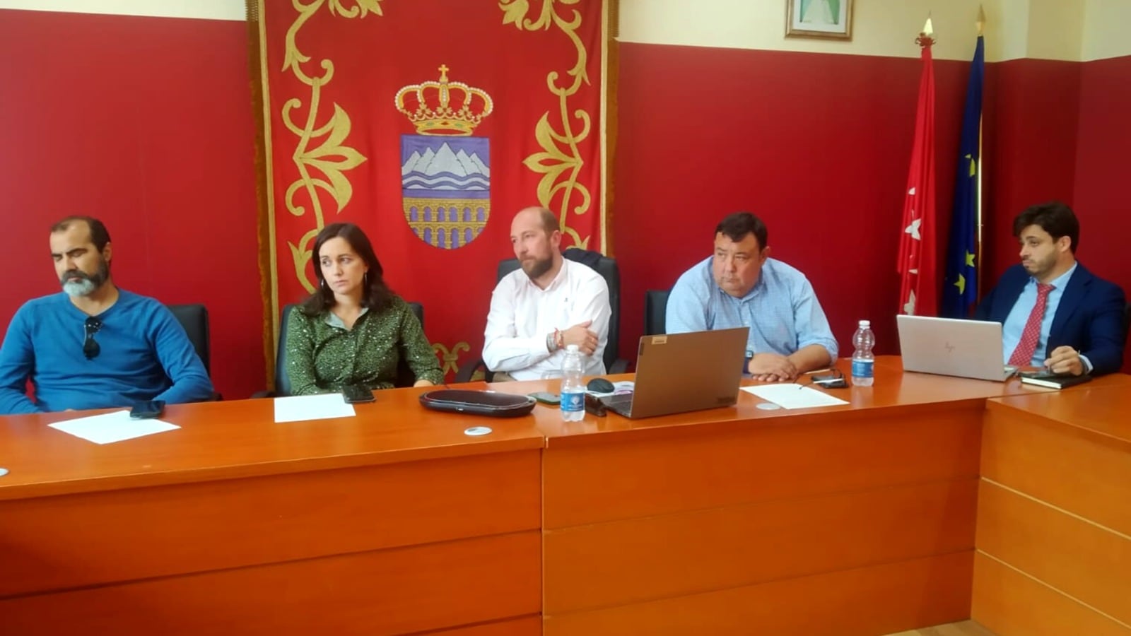 Siete municipios serranos reclaman que el nuevo plan para abrir las urgencias de Atención Primaria no suponga un recorte en los servicios rurales