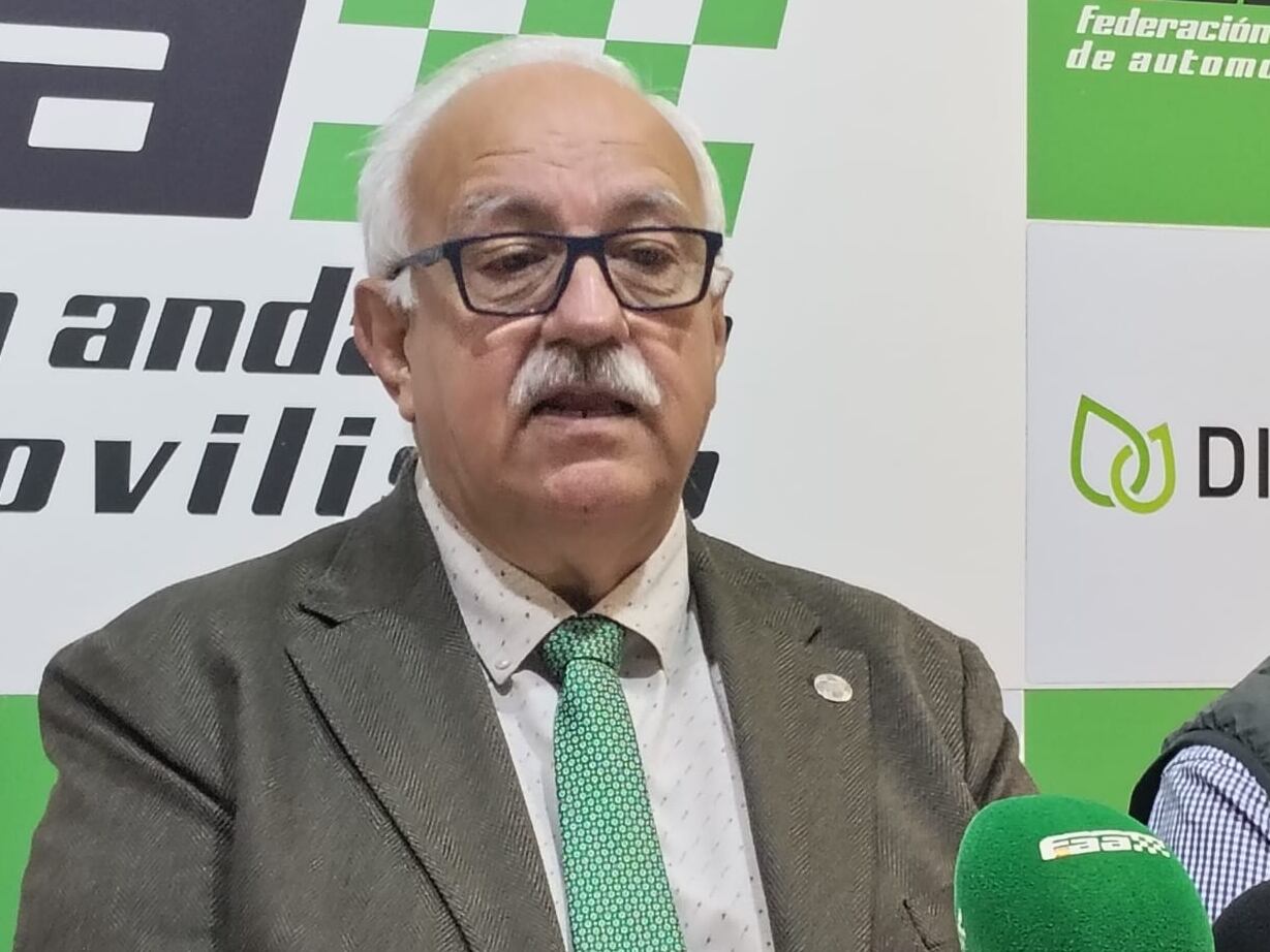 Manuel Alonso durante la rueda de prensa