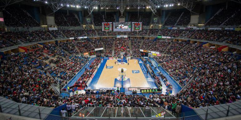 Cancha del Buesa Arena.