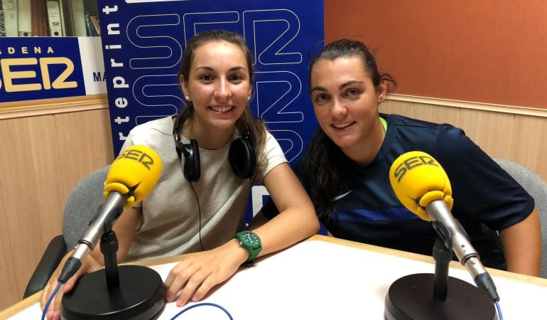 Peque y Miriam, en los estudios de la radio