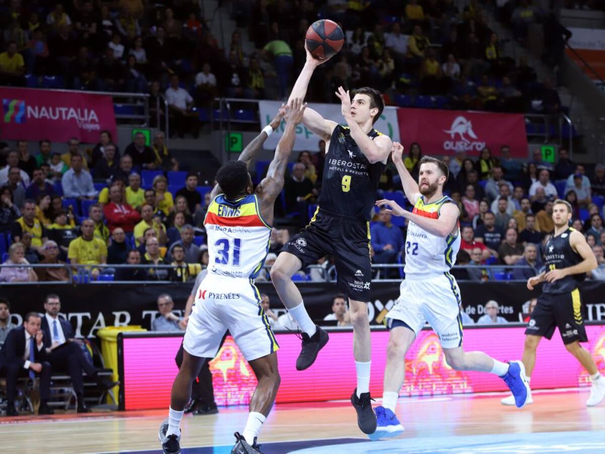 Triunfo que le acerca a puestos de playoff (87-83)