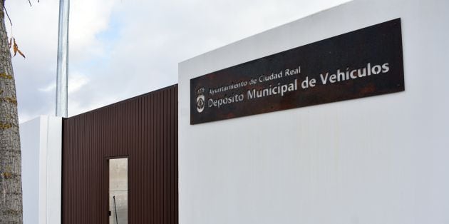 Fachada del depósito municipal de vehículos