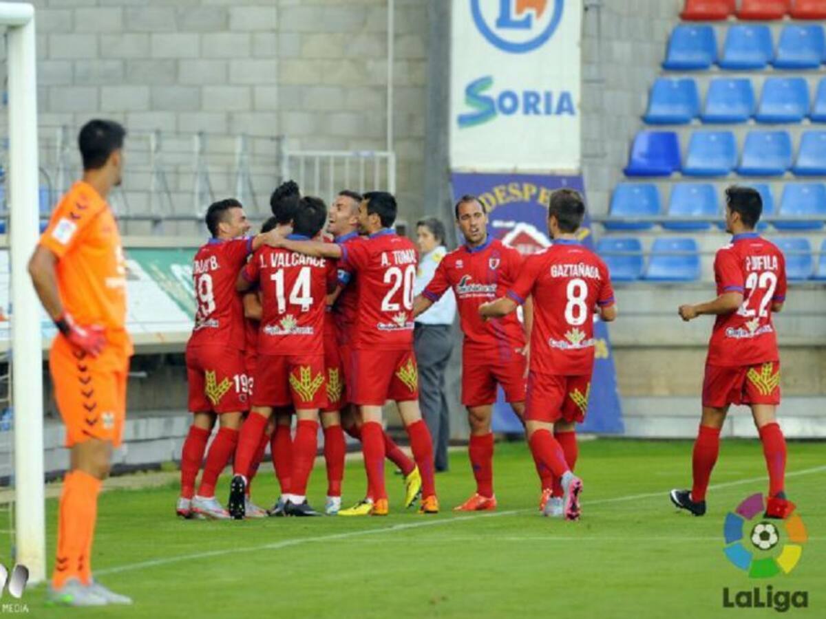 El Numancia aprovecha los errores del Tenerife y golea