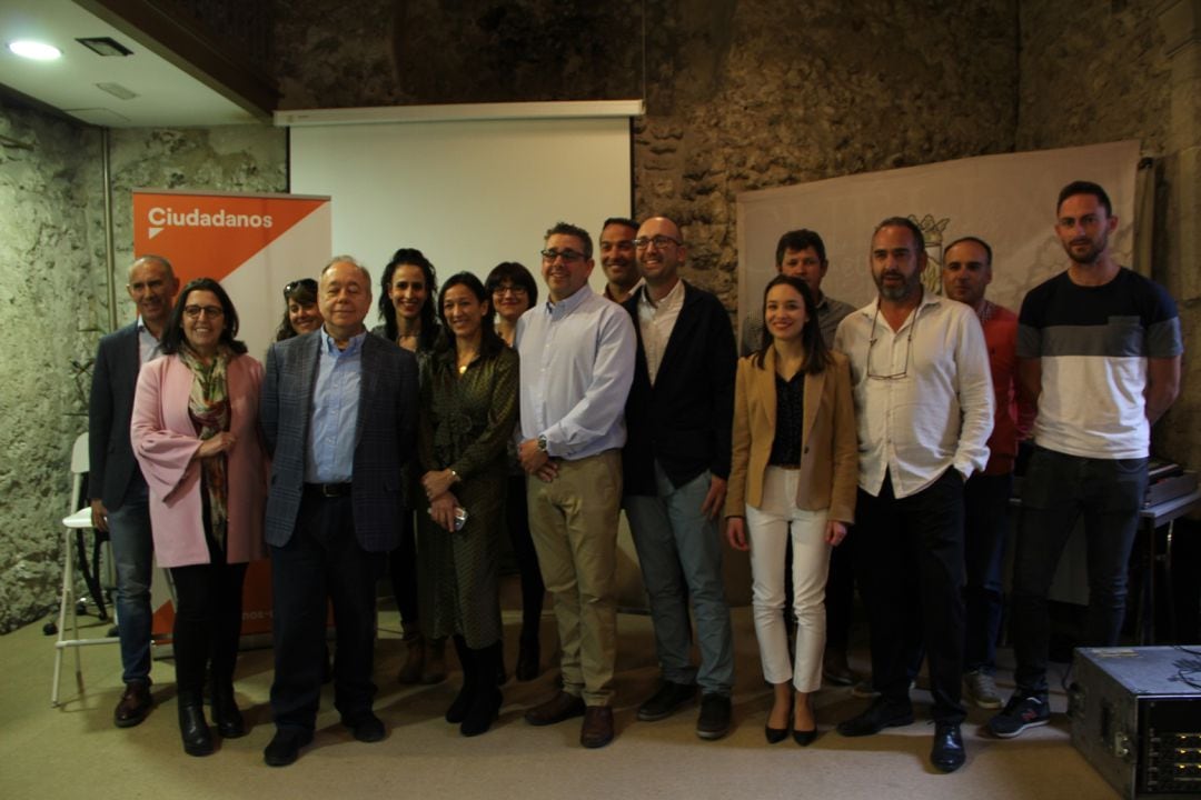 Componentes de la candidatura de Ciudadanos Cuéllar para las próximas eleccines municipales