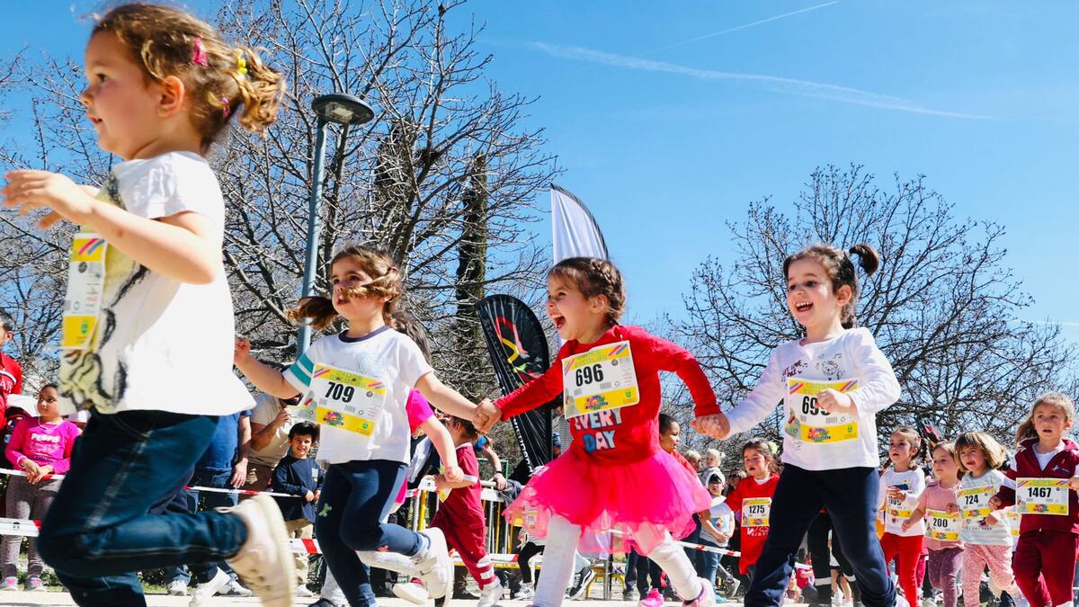 David Galindo, presidente del Club de Atletismo Popular de Alcobendas, atiende a Hoy por Hoy Madrid Norte tras la celebración del Cross Escolar 2023