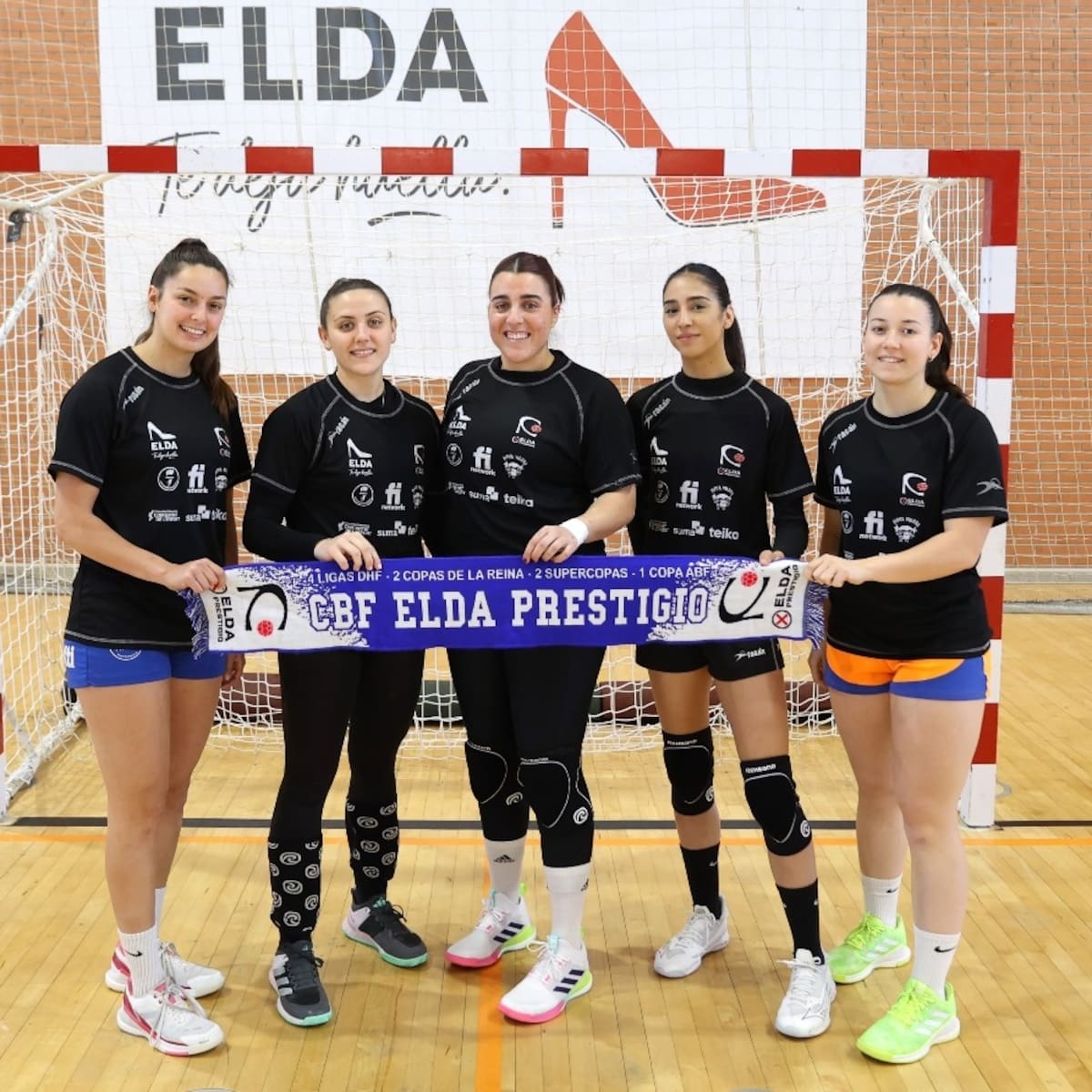 El Elda Prestigio sigue apostando por la cantera para su primera plantilla
