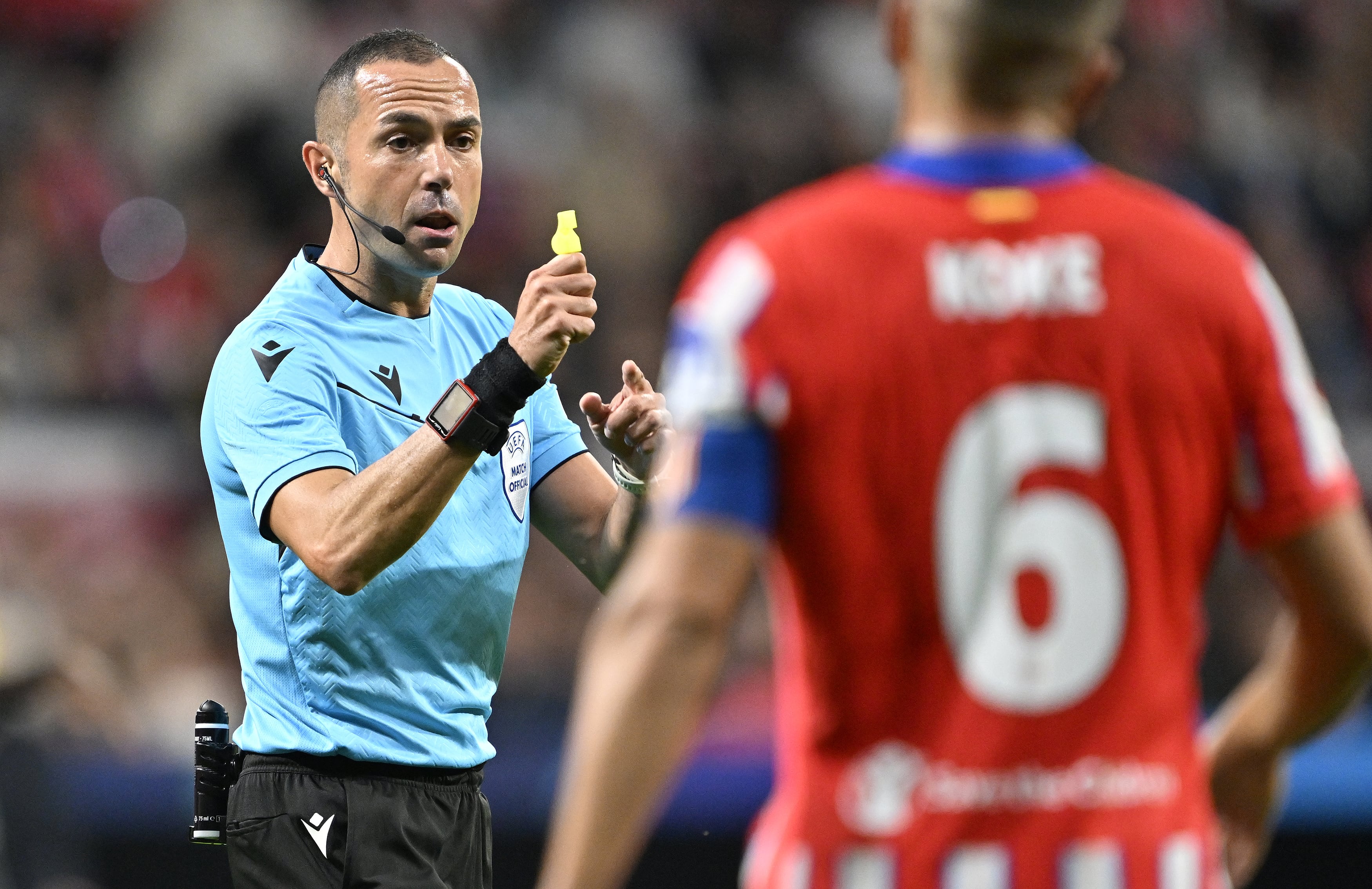 El Atlético clama contra el arbitraje de Guida: los colchoneros presentan una queja ante la UEFA por el penalti pitado a Koke