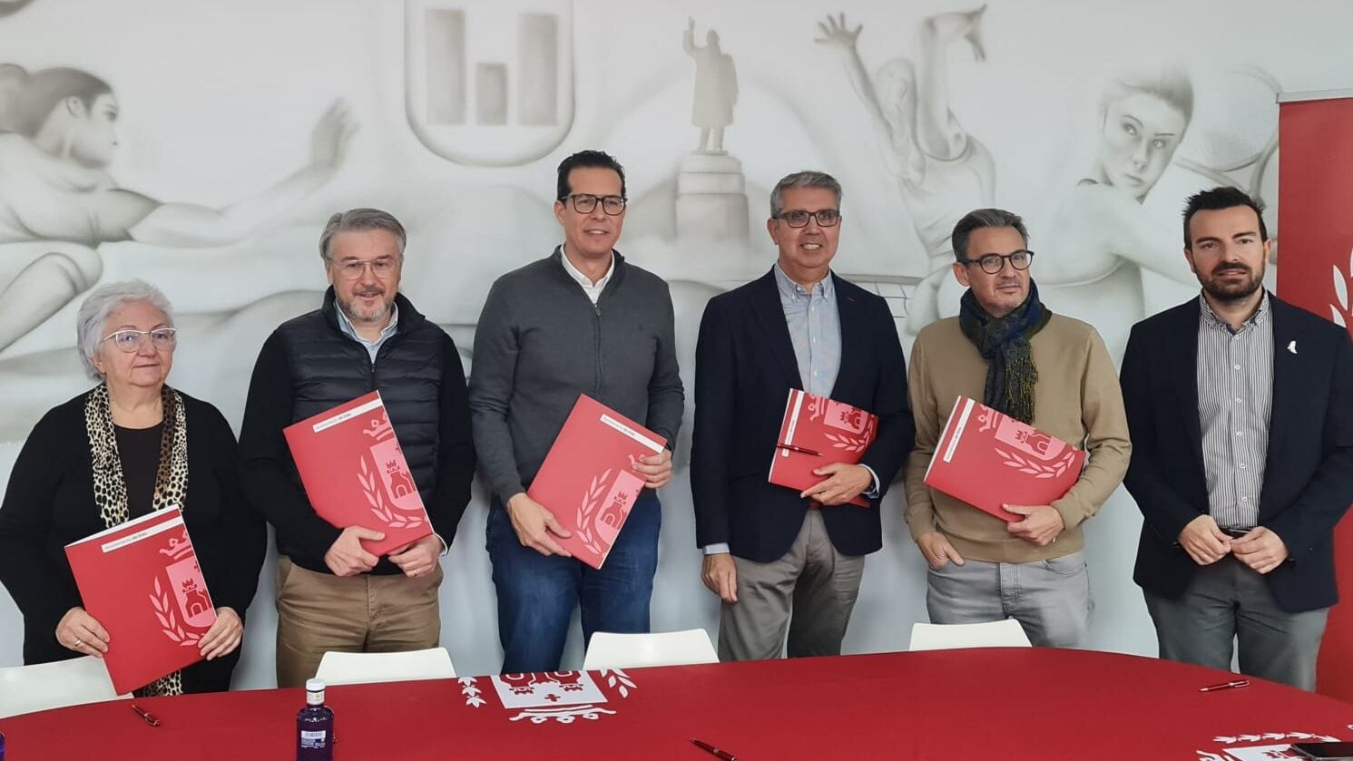 El Ayuntamiento de Elda ha firmado el convenio de colaboración con los clubes eldenses de categoría nacional