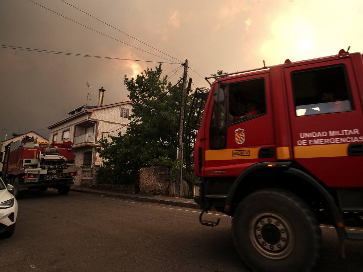 Estabilizado el frente más peligroso del incendio de Las Médulas, pero preocupa su avance hacia Pombriego por el viento