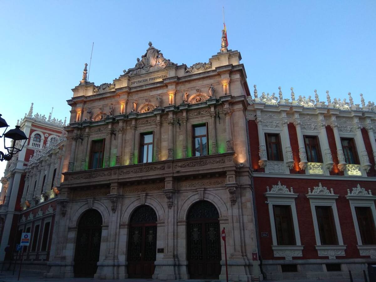 La Diputación se adhiere a la declaración por el Día Internacional de la Violencia contra la Mujer de la FEMP
