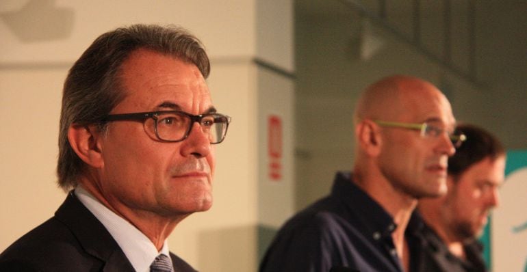 Mas titlla les paraules de Linde d'"indecència immensa" i acusa l'Estat d'"intoxicar"