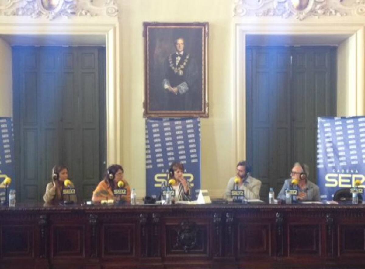 Juan José Millás acompaña a Macarena Berlín en esta edición especial de 'Hoy por Hoy'