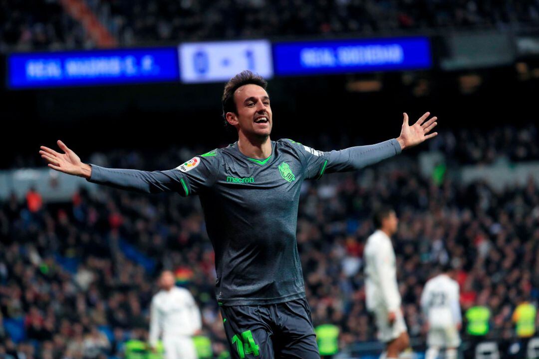 Ruben Pardo celebra un gol en el Bernabeu