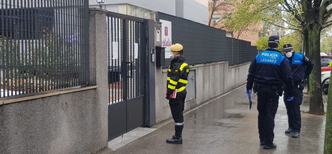 El Ayuntamiento se ofrece a seguir colaborando con la Comunidad especialmente para solventar la dramática situación de las residencias de ancianos