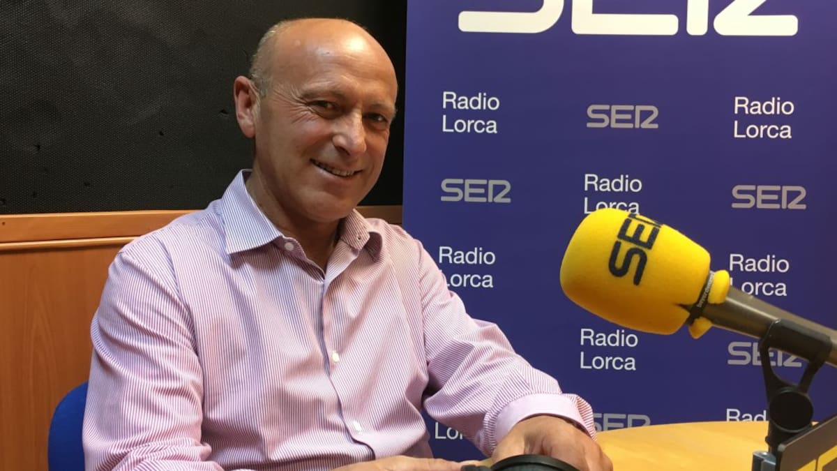 IU-Verdes defiende la política "a pie de calle" y propone un cambio en el modelo productivo de Lorca