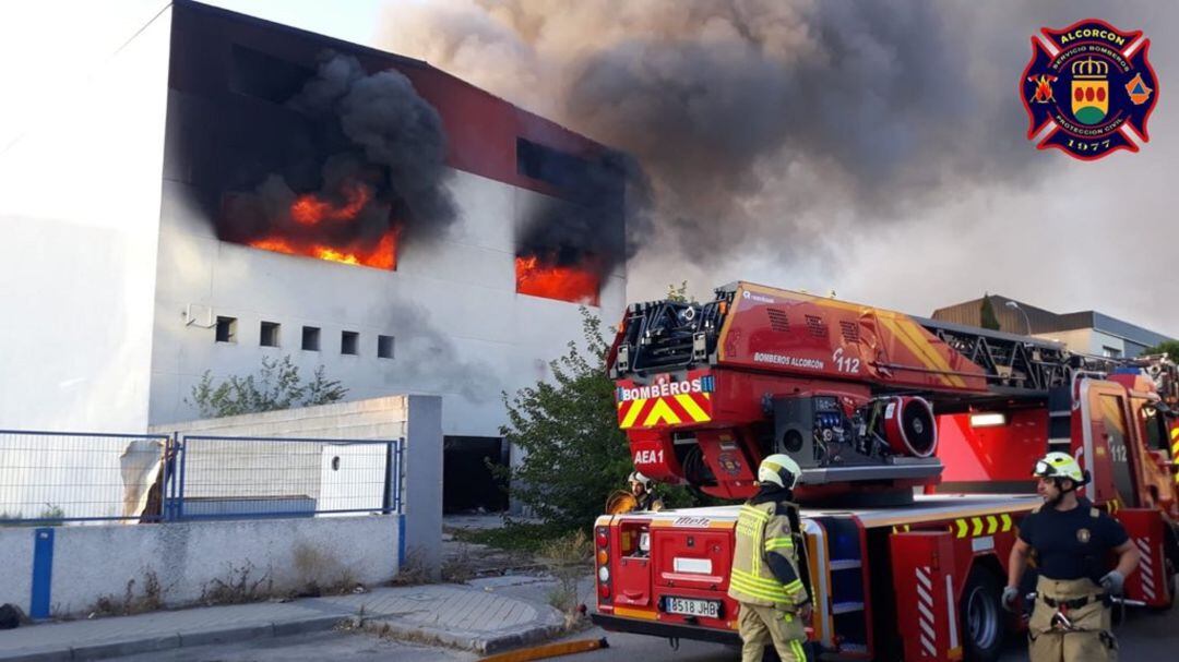 Incendio en la calle Yunque de Alcorcón