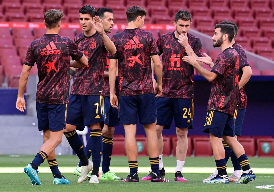 España en el calentamiento ante Portugal