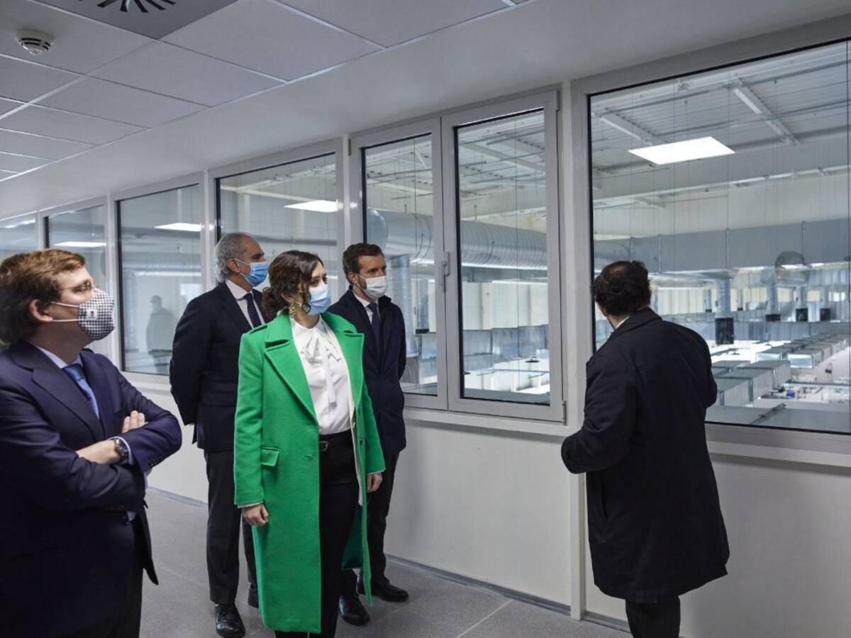 Ayuso inaugura el Isabel Zendal, "un hospital para España", que será un "pulmón", aunque aún no tiene personal