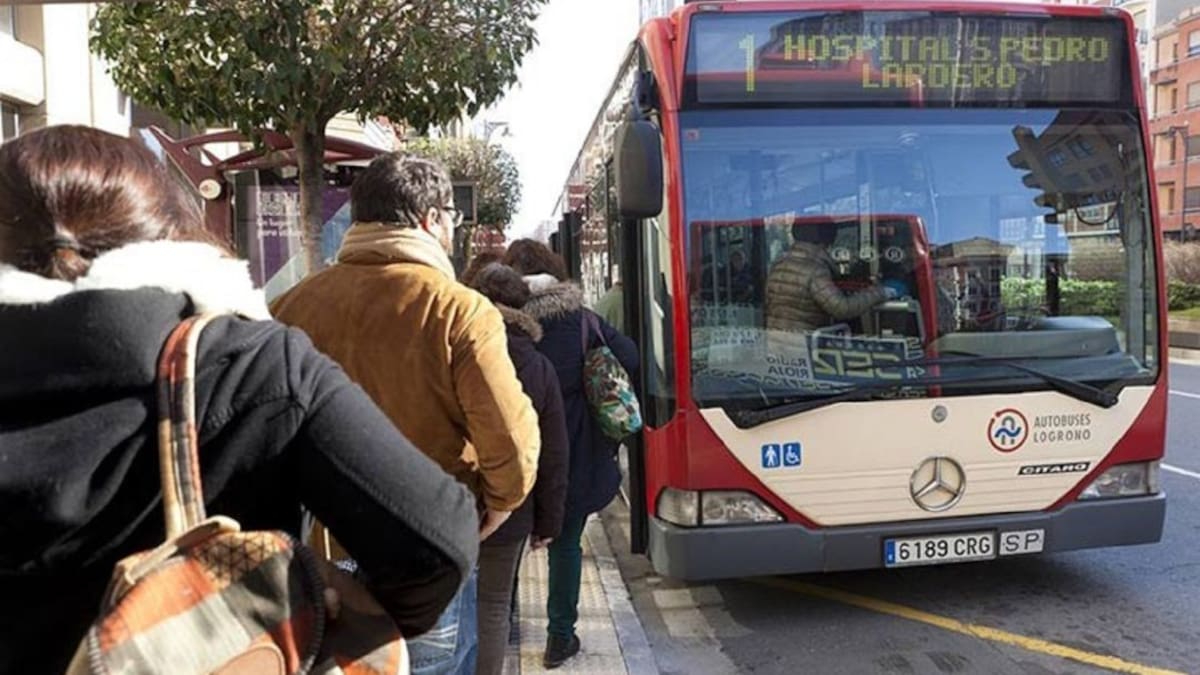 La línea 9 del autobús urbano de Logroño estrena el pago con tarjeta
